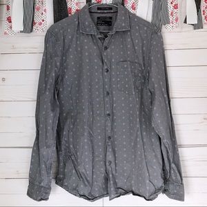 Denim & Flower Grey Diamond Pattern Button Down